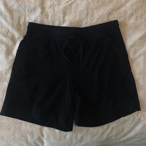 Karen Scott black shorts